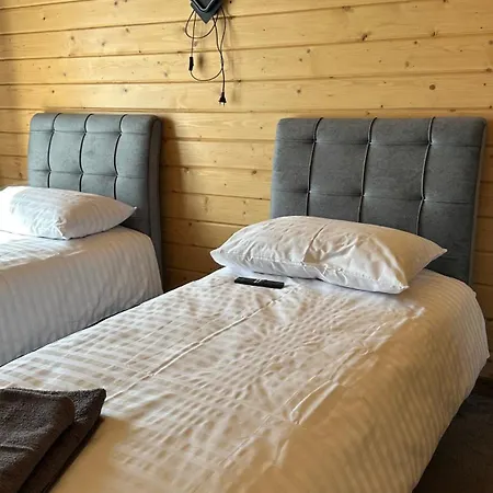 шервуд Apartament *